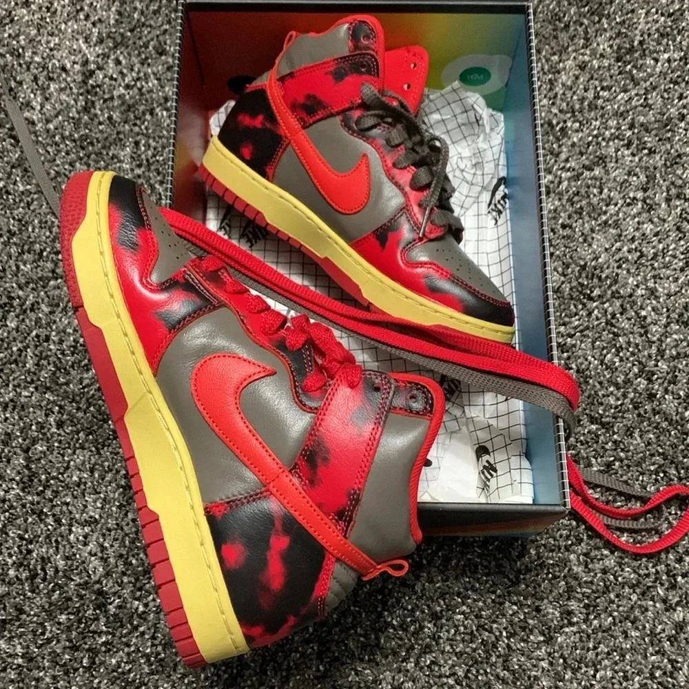 NIKE DUNK HI 1985 Y5.5
